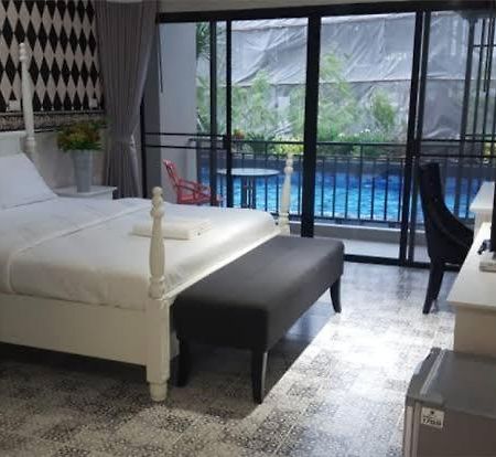 Marisa Residence Bangkok Extérieur photo