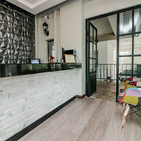 Marisa Residence Bangkok Extérieur photo