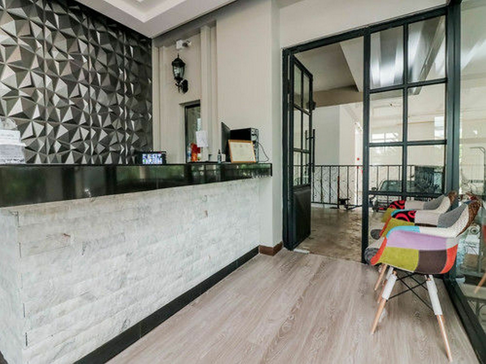 Marisa Residence Bangkok Extérieur photo