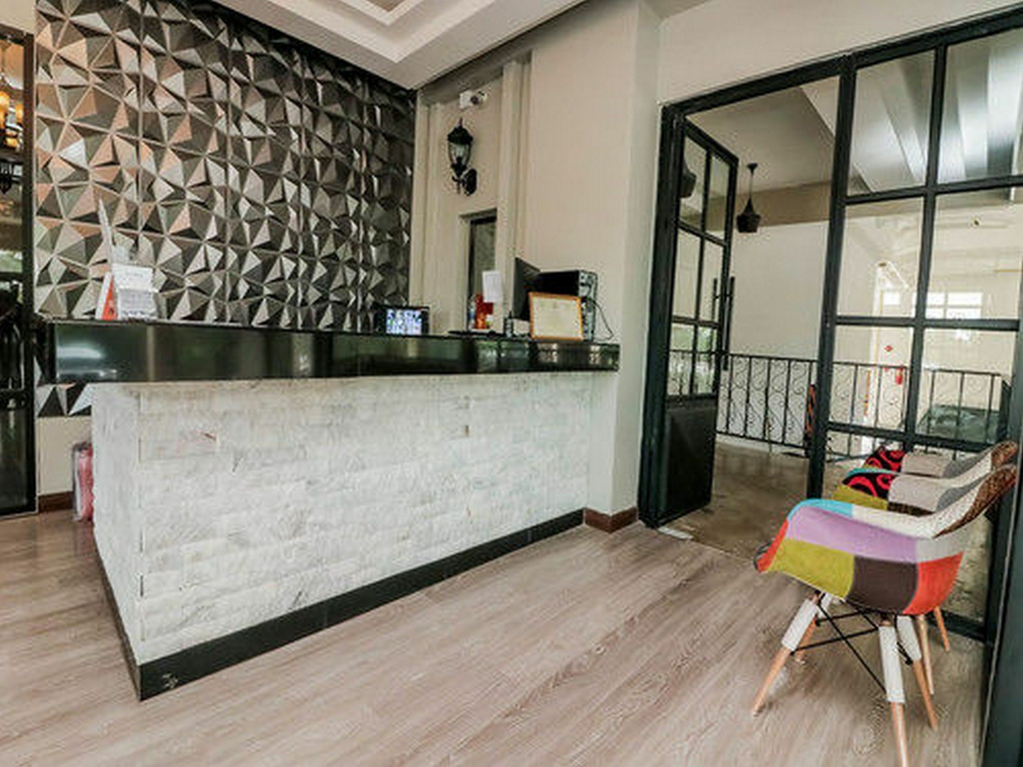 Marisa Residence Bangkok Extérieur photo