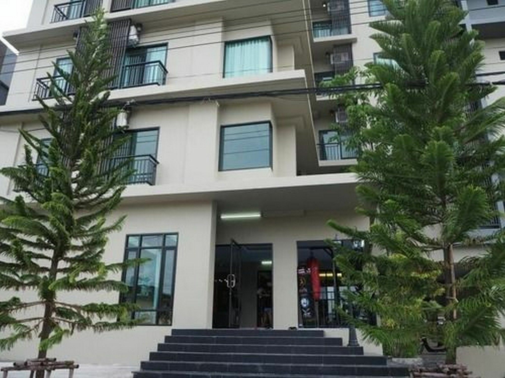 Marisa Residence Bangkok Extérieur photo